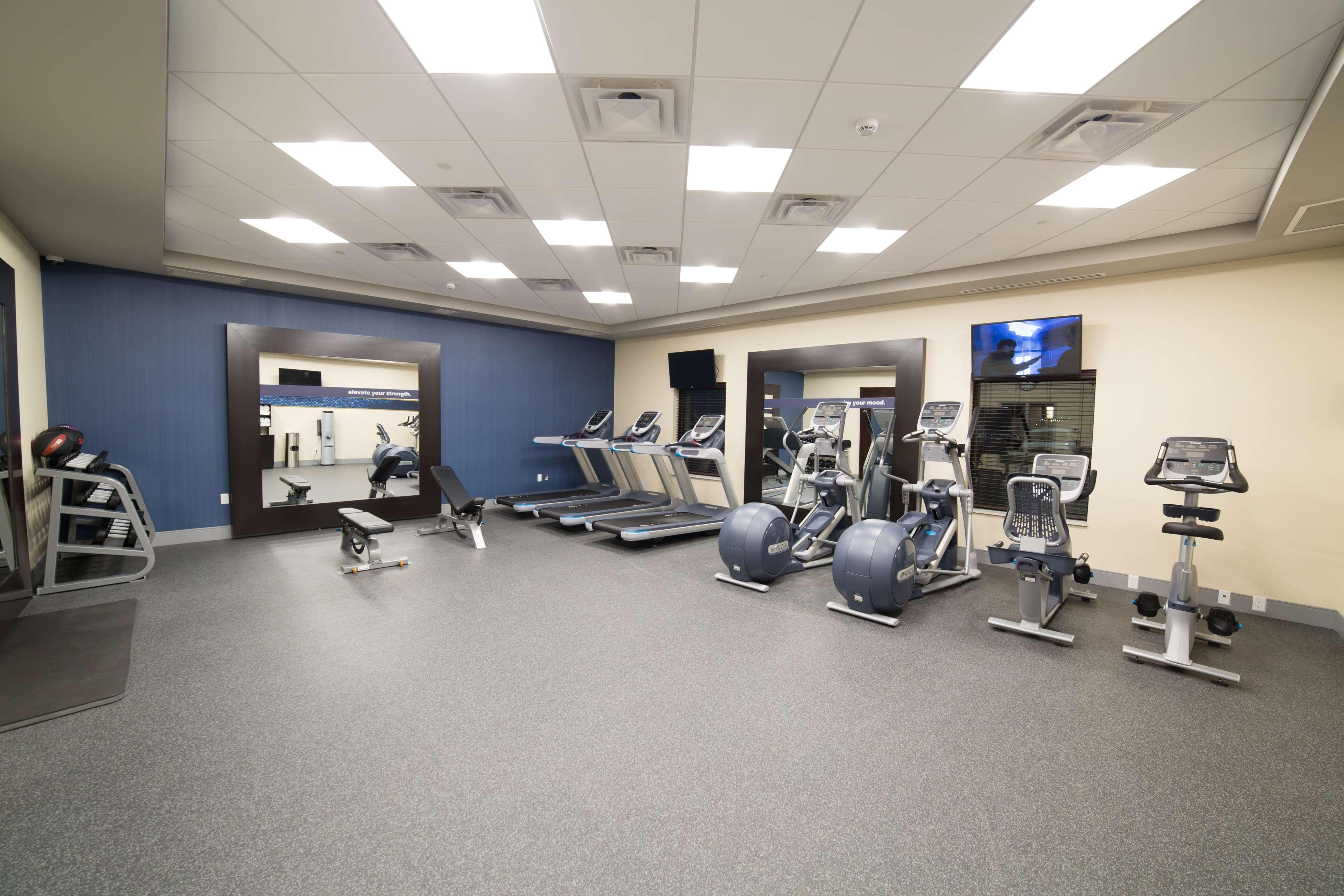Hampton Inn By Hilton Лойдминстер Екстериор снимка